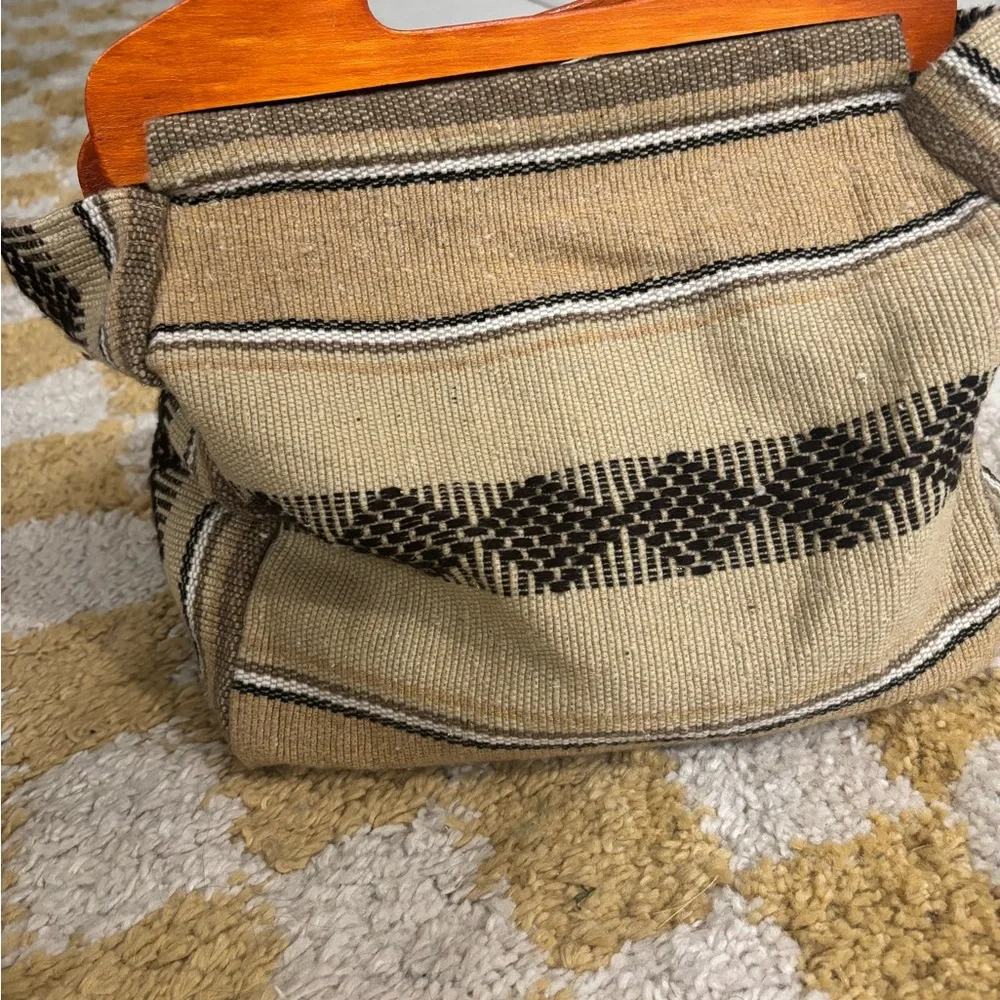 NWOT Handcrafted Tan and Black Woven Bag - Picture 5 of 5